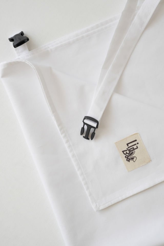 Emzirme Önlüğü Nakışlı Beyaz