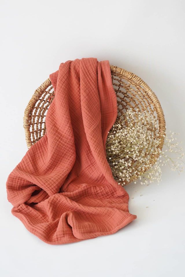 Organik 4 Katlı Kiremit Rengi Müslin Battaniye