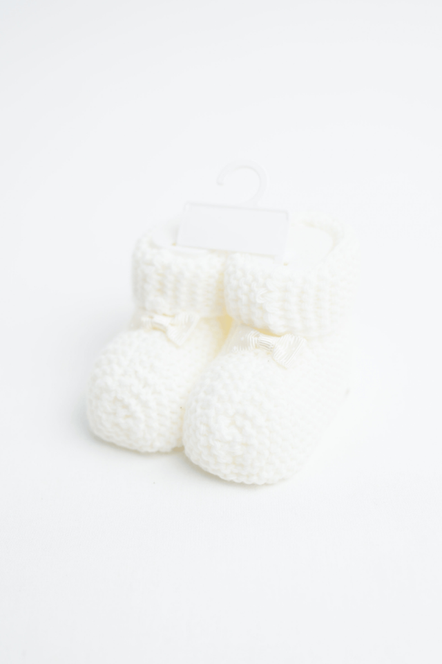 Fiyonklu Bebek Patiği Beyaz