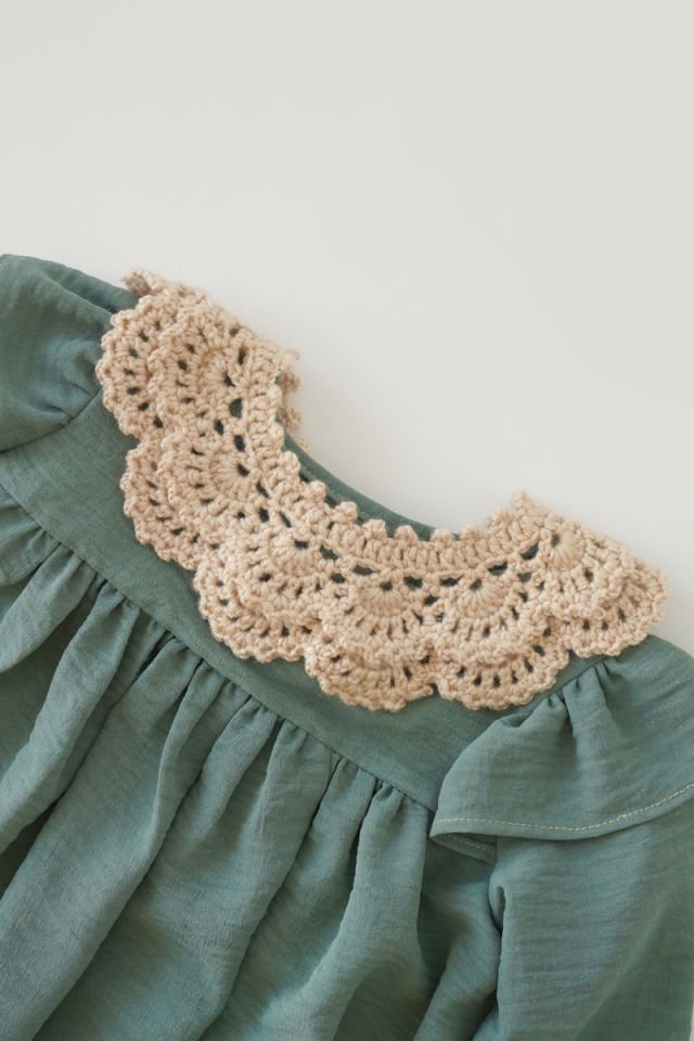 Bej Vintage Örgü Yakalık Çift Katlı