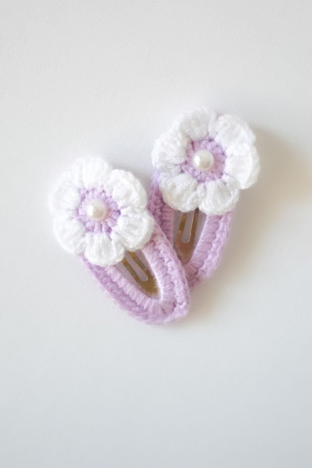 İncili Lila Örgü Toka