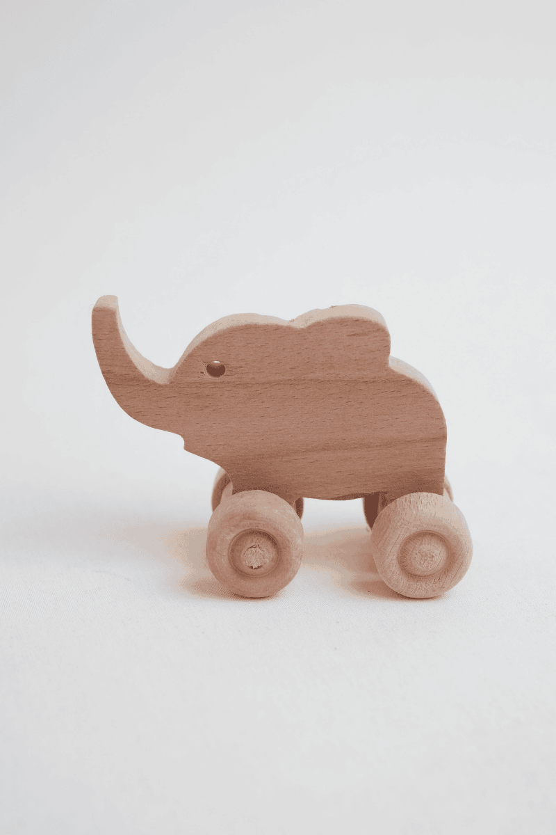 Doğal Ahşap Fil Oyuncak
