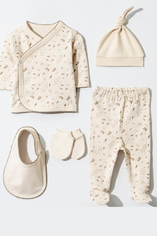 Organik Pamuk Yaprak Desenli Hastane Çıkışı ( Süs Dikişli )